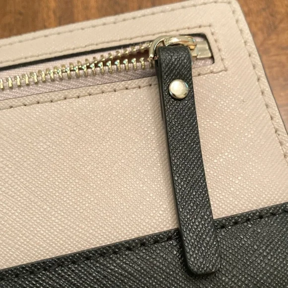 Kate Spade Laurel Way Stacy Wallet EUC - Picture 12 of 13